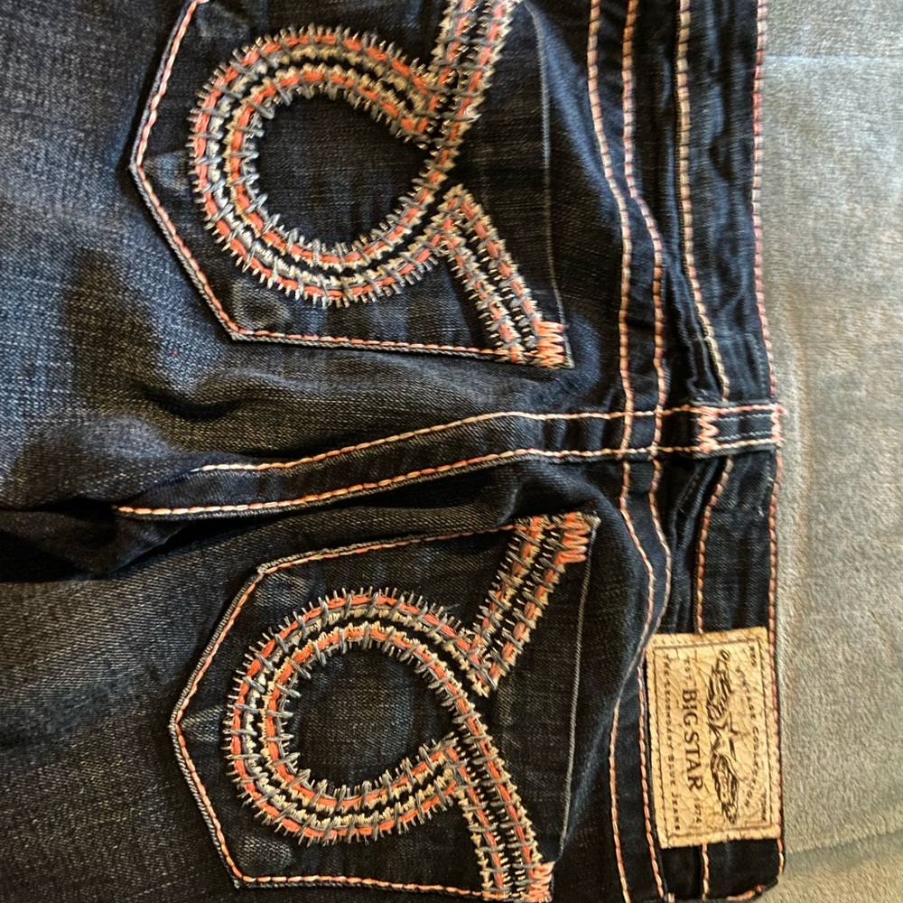 Big Star dark blue Jean, like new, worn once